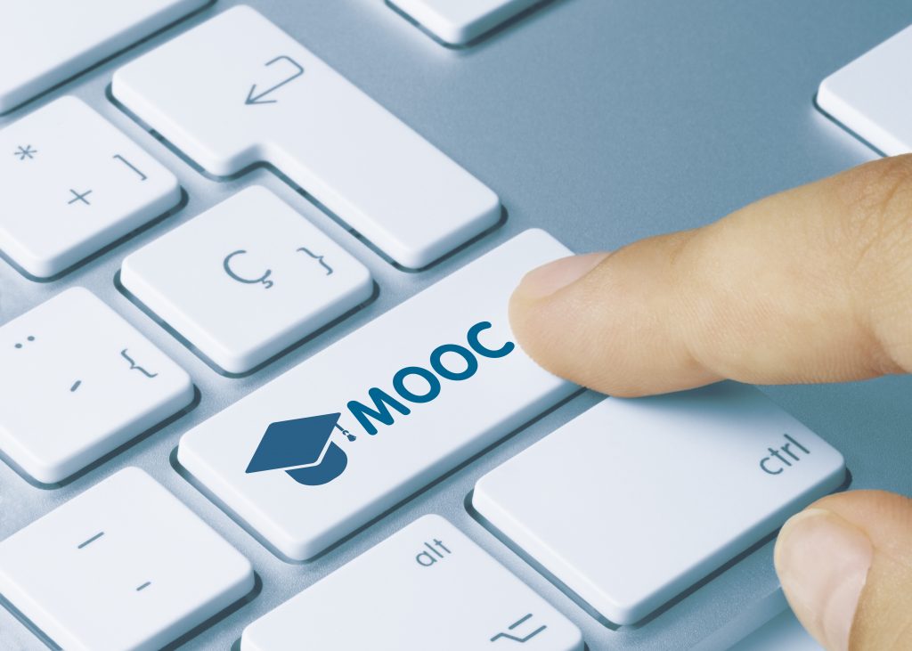 MOOC